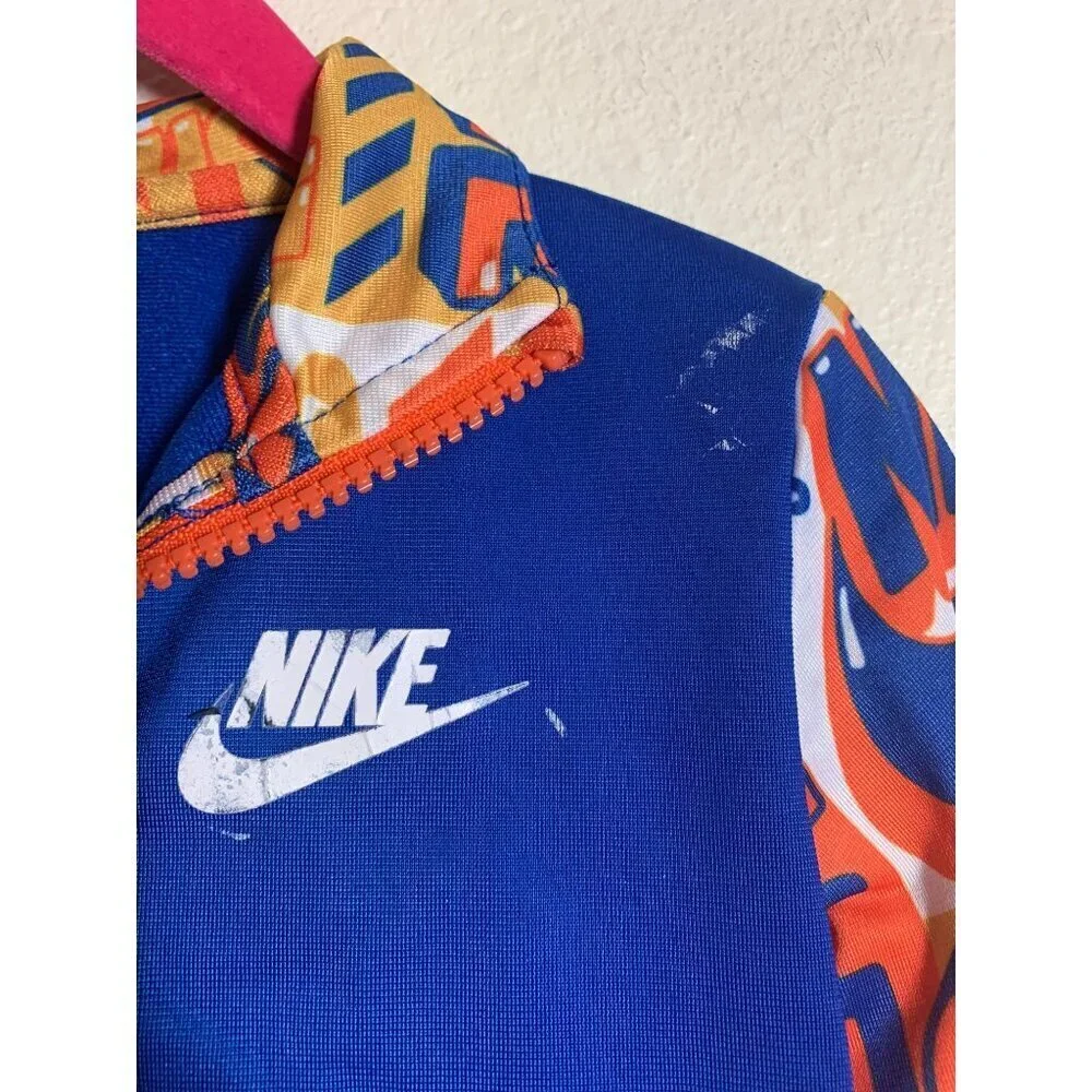 Nike 